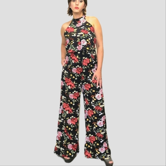 SHEIN Pants - SHEIN Flare Leg Halter Jumpsuit ~ NEW